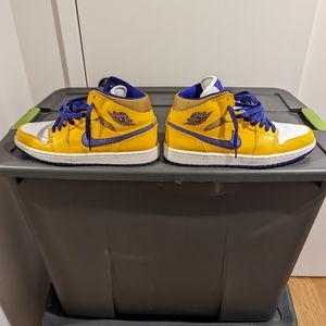 JORDAN 1 MID LAKERS 2013 EDITION (NO ORIGINAL BOX)